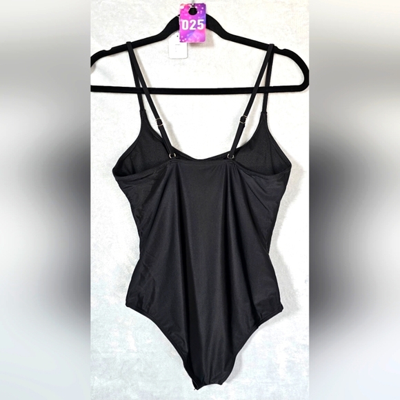 25.🆕️ Large Basic Black One-Piece Swimsuit – High Leg Cut – NWOT - Picture 3 of 3